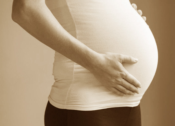 Hernia and pregnancy by Dr. Iraniha