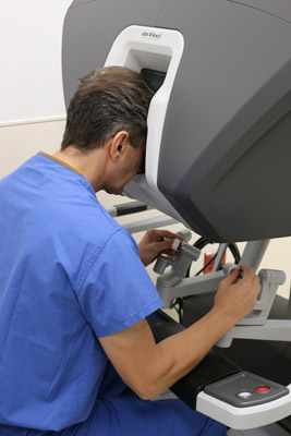 Robotic Small Bowel Procedures
